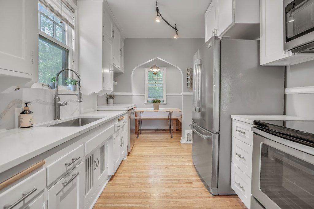 7425 York Terrace Edina, MN 55435 - Photo 13 of 41