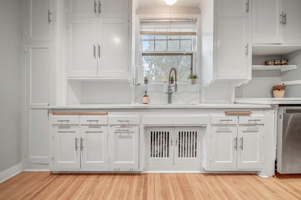 7425 York Terrace Edina, MN 55435 - Photo 15 of 41