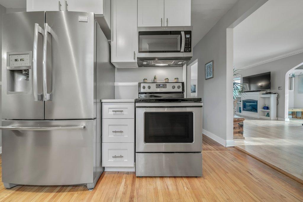 7425 York Terrace Edina, MN 55435 - Photo 18 of 41