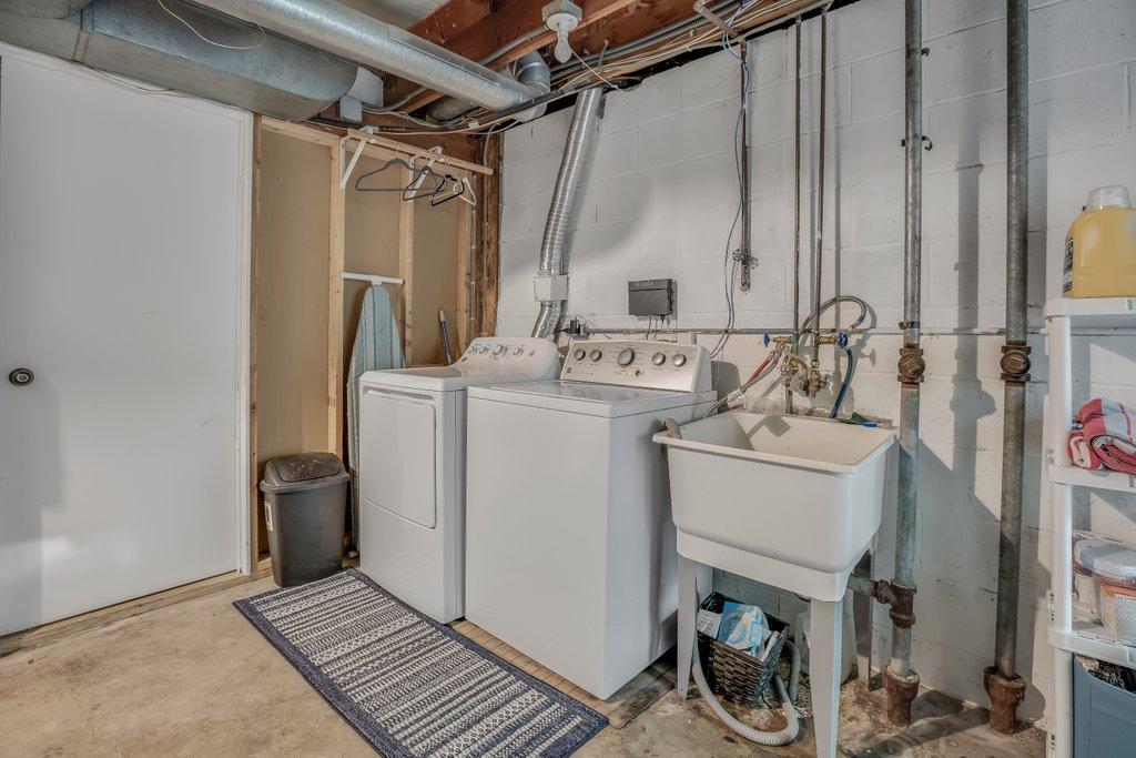 7425 York Terrace Edina, MN 55435 - Photo 35 of 41