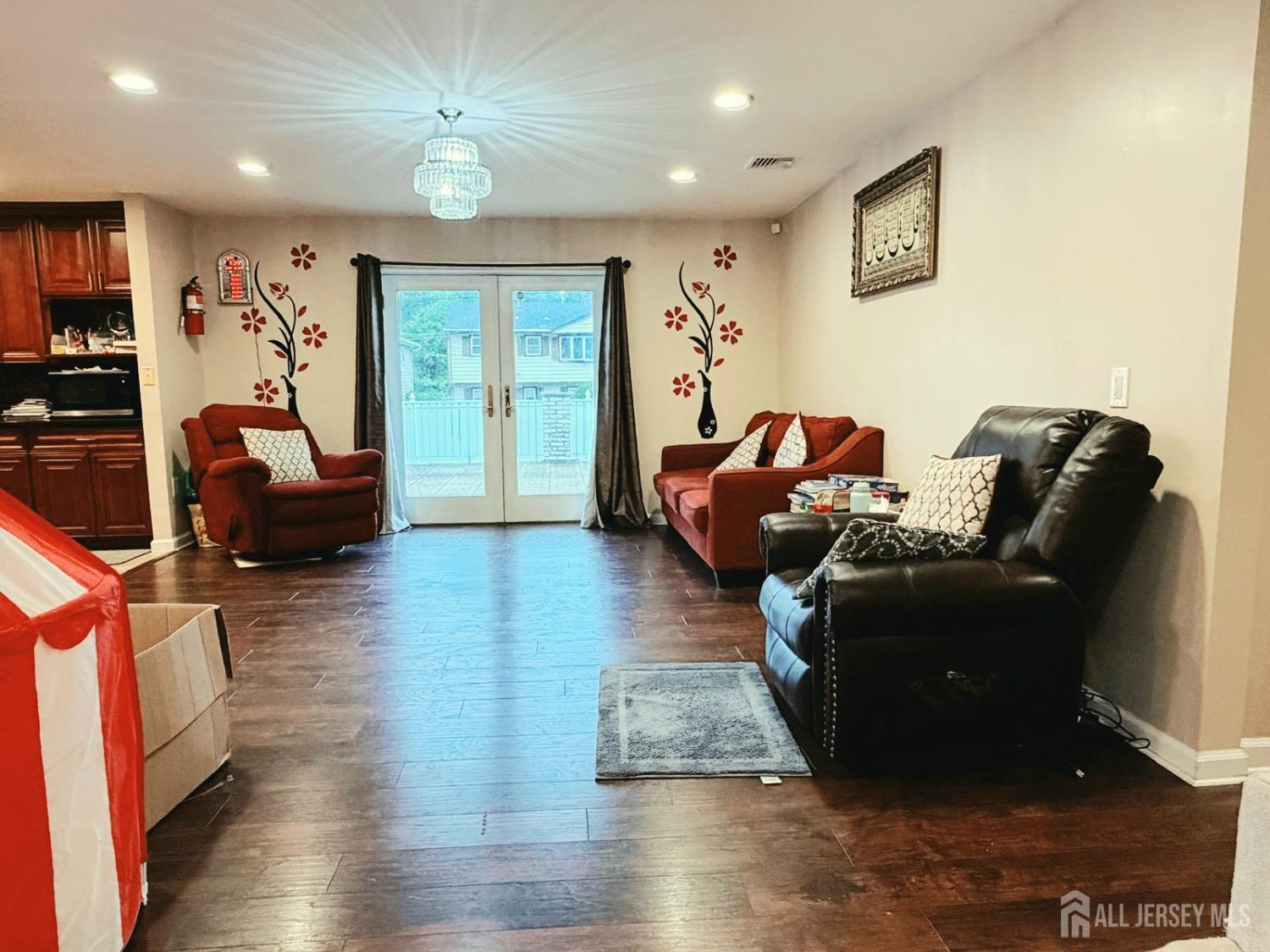 35 Clark Avenue Edison, NJ 08817 - Photo 13 of 35