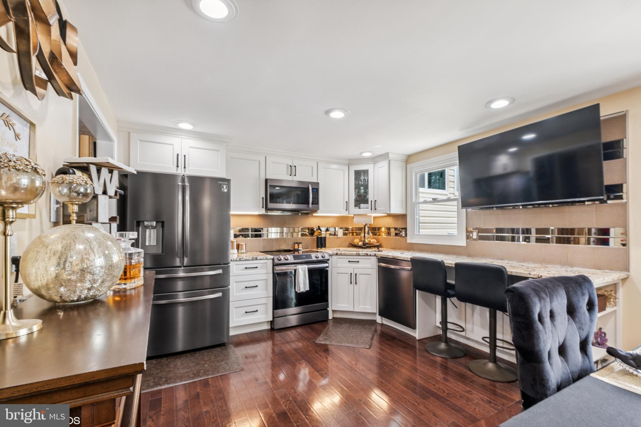 7927 Chipper Road Windsor Mill, MD 21244 - Photo 11 of 53