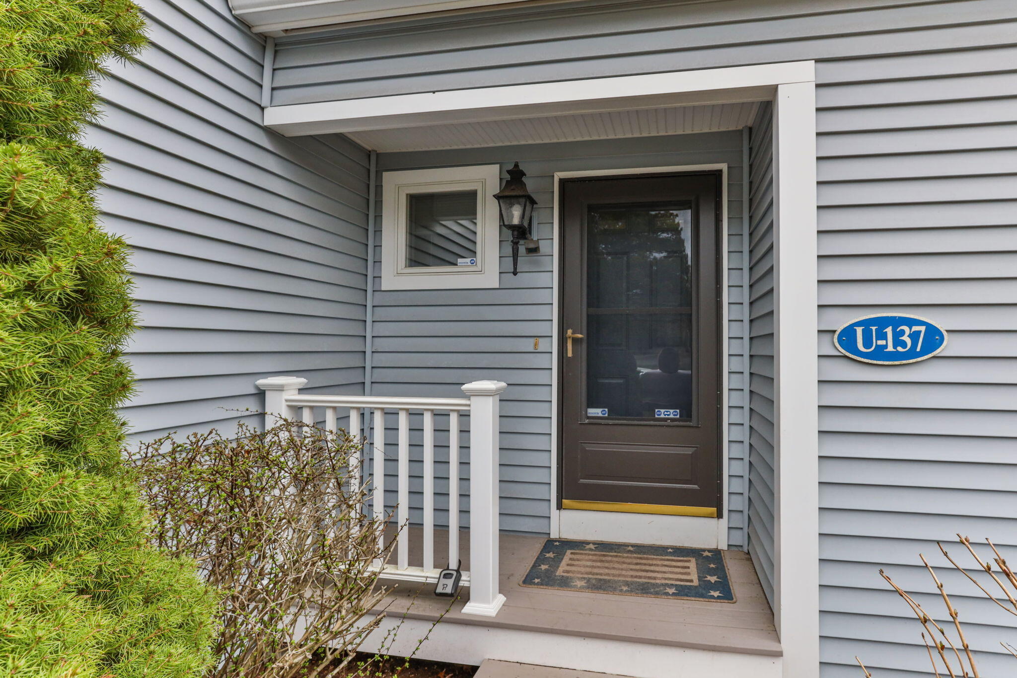 137 Shellback Way, Unit U Mashpee, MA 02649 - Photo 3 of 27 4-web-or-mls-137-shellback-way-u