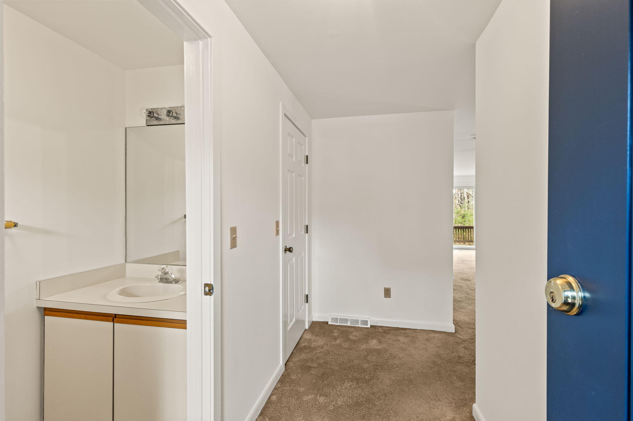 137 Shellback Way, Unit U Mashpee, MA 02649 - Photo 6 of 27 7-web-or-mls-137-shellback-way-u