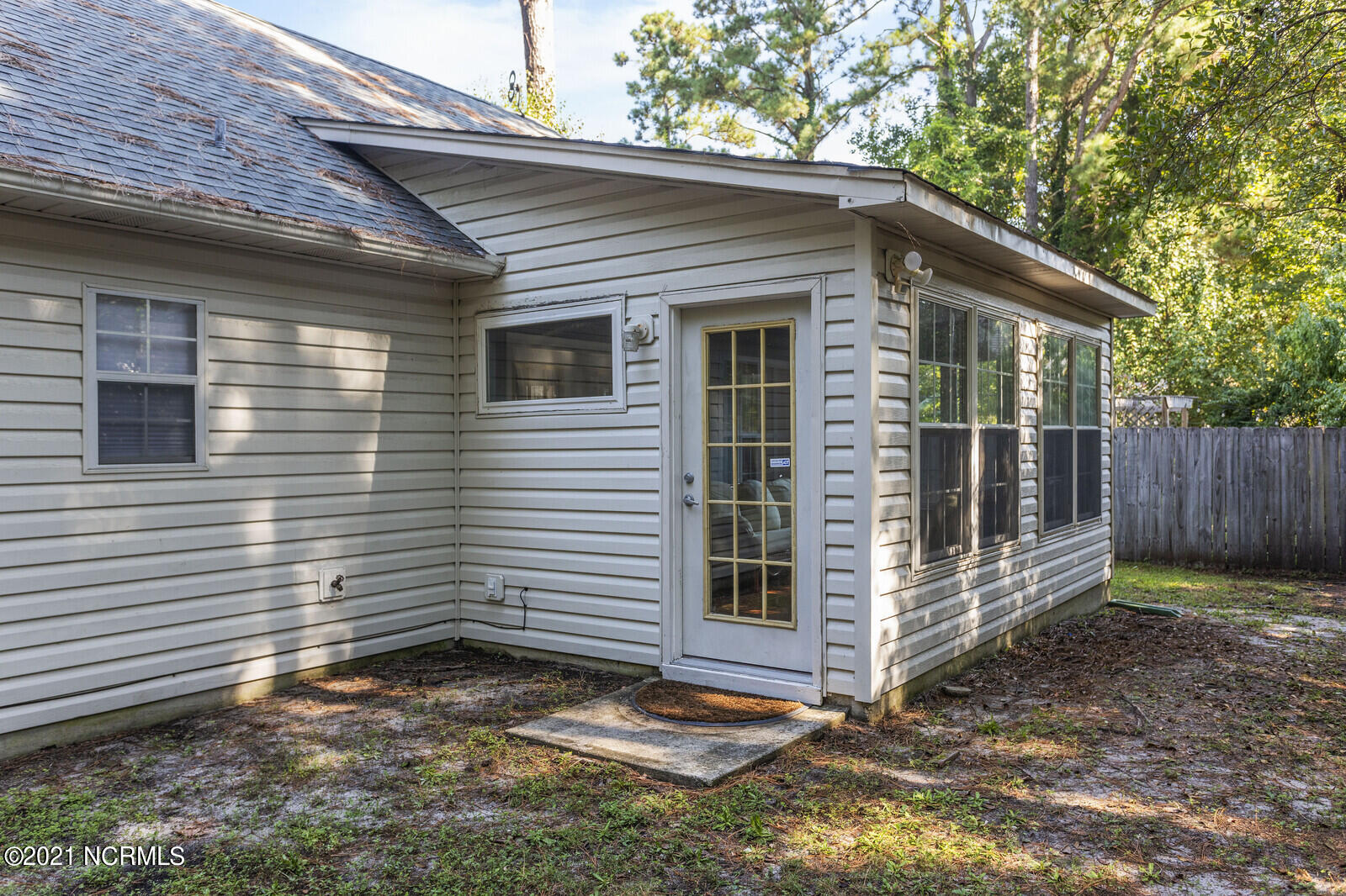 339 Brighton Road Wilmington, NC 28409 - Photo 32 of 38 32_IMG_4498_mls