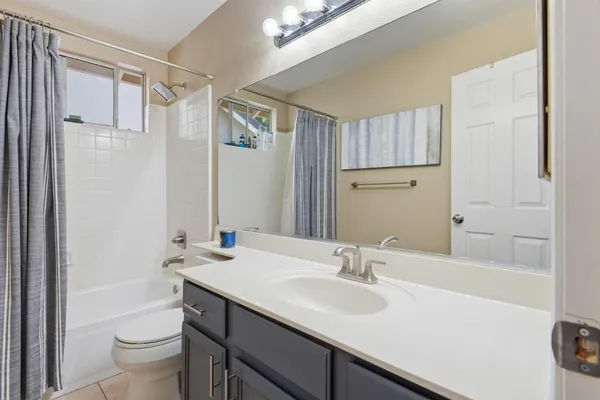 $679,999 | 102 Henry Court, Tracy, CA 95376