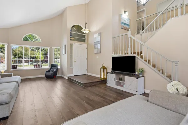 $679,999 | 102 Henry Court, Tracy, CA 95376