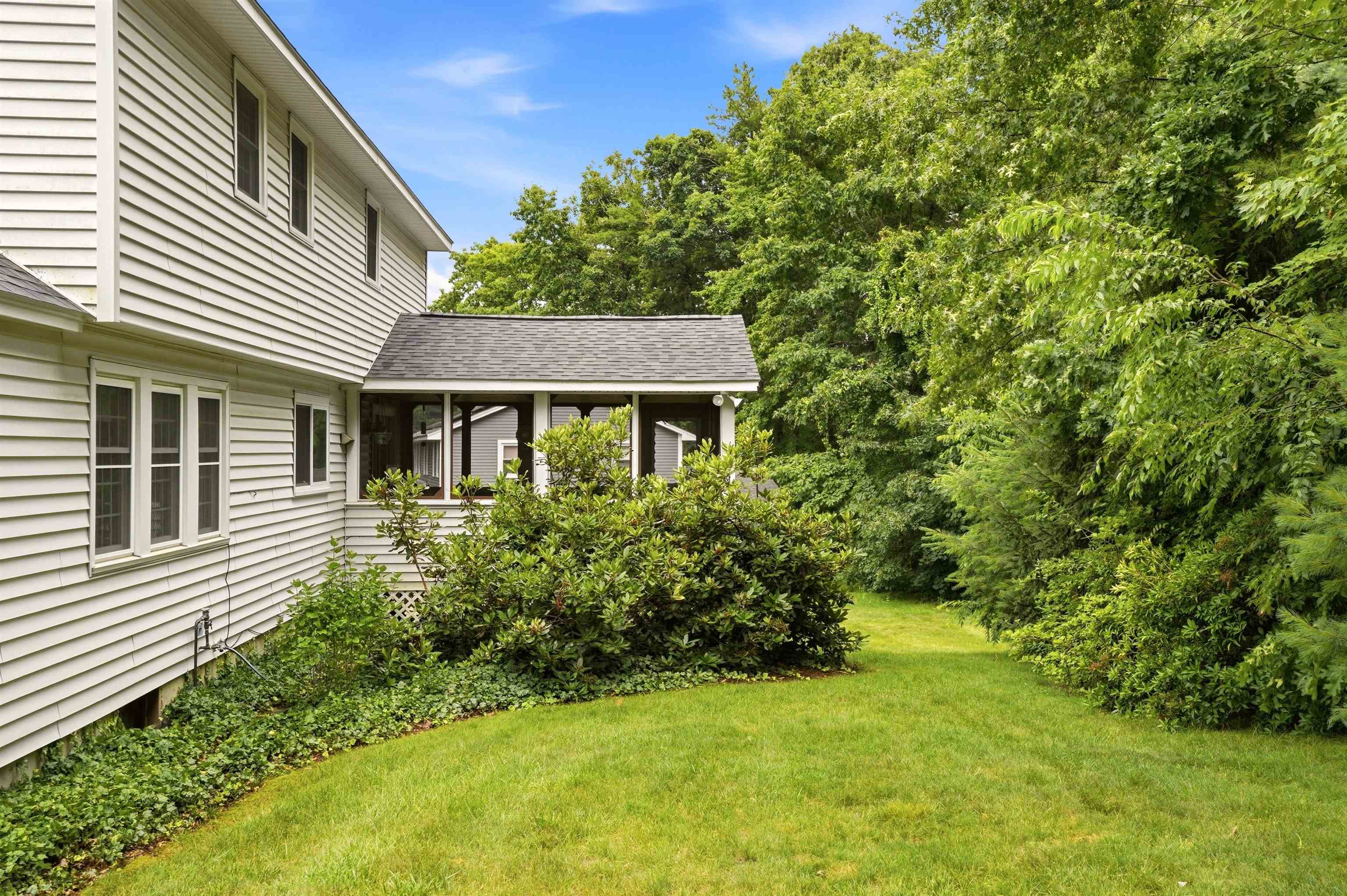 9 Whitman Road Nashua, NH 03062 - Photo 38 of 39