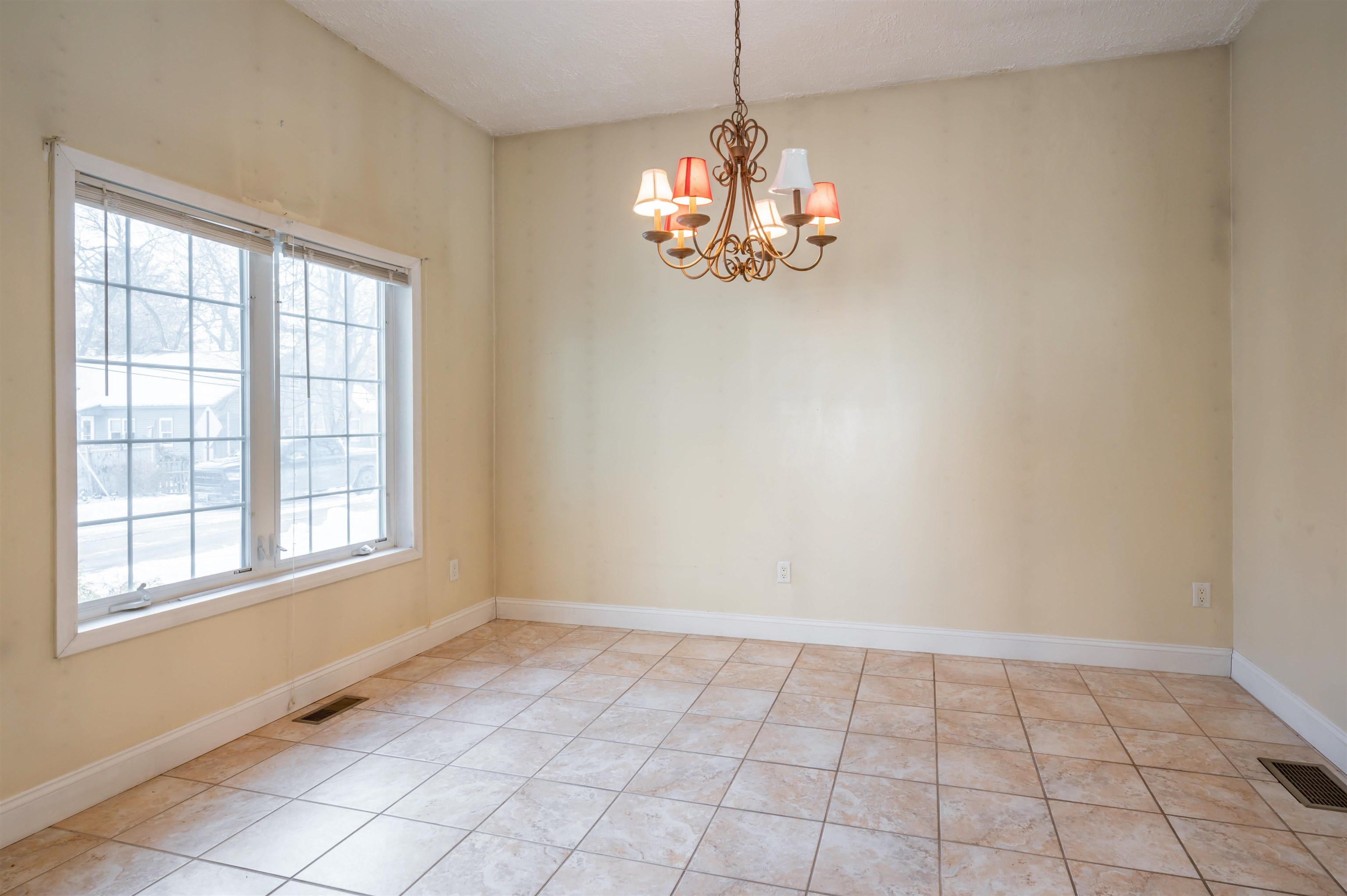 69 Patterson Street Manchester, NH 03102 - Photo 15 of 37