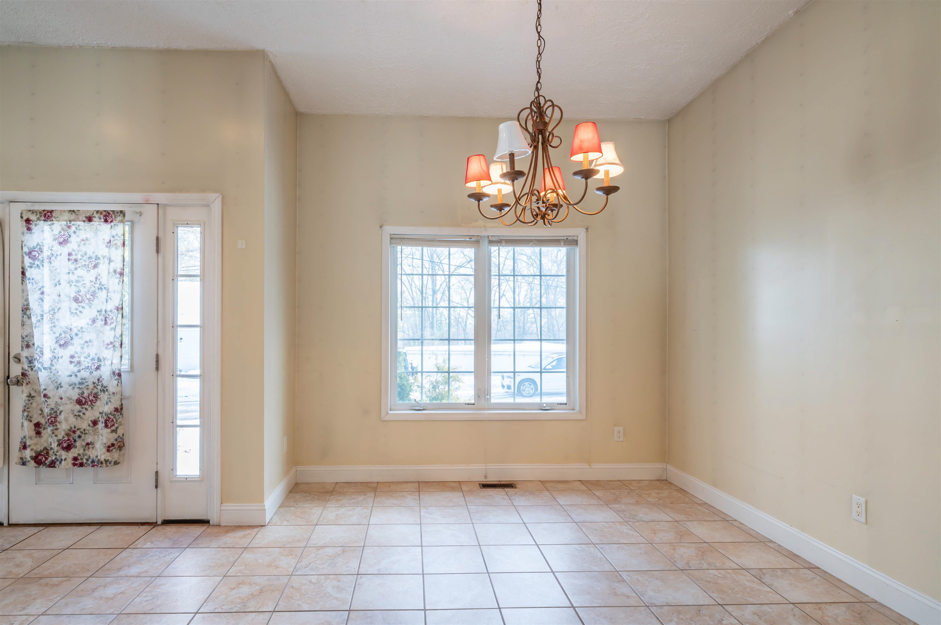 69 Patterson Street Manchester, NH 03102 - Photo 16 of 37