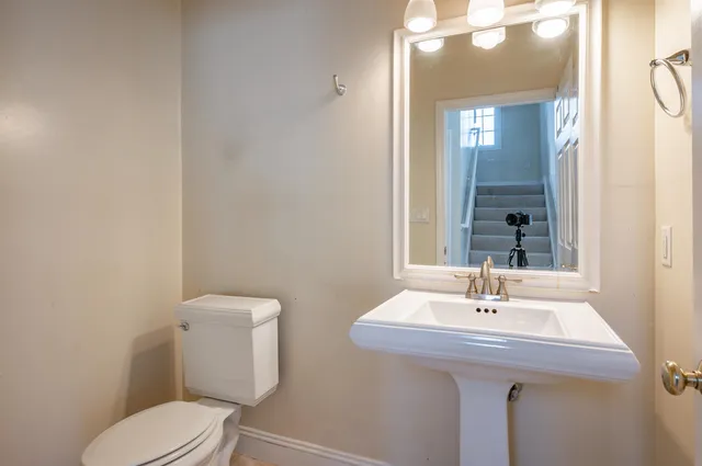 $599,999 | 69 Patterson Street, Manchester, NH 03102