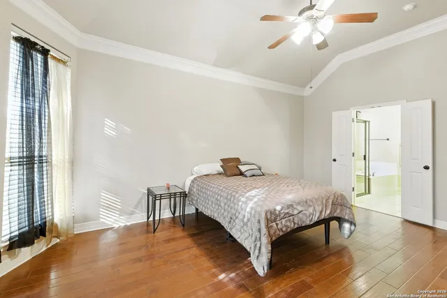 $2,400 | 630 Colosseo Way, San Antonio, TX 78253