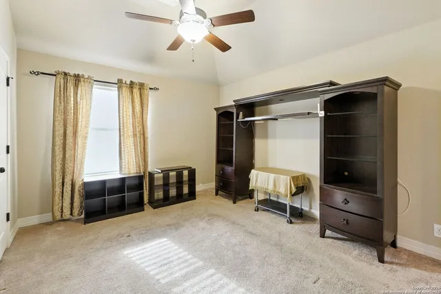 $2,400 | 630 Colosseo Way, San Antonio, TX 78253