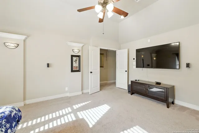 $2,400 | 630 Colosseo Way, San Antonio, TX 78253