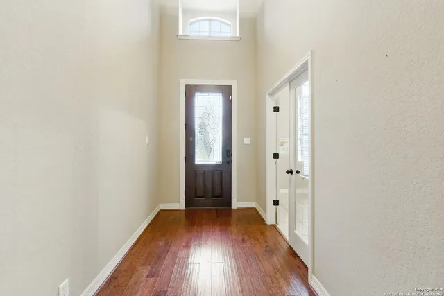 $2,400 | 630 Colosseo Way, San Antonio, TX 78253