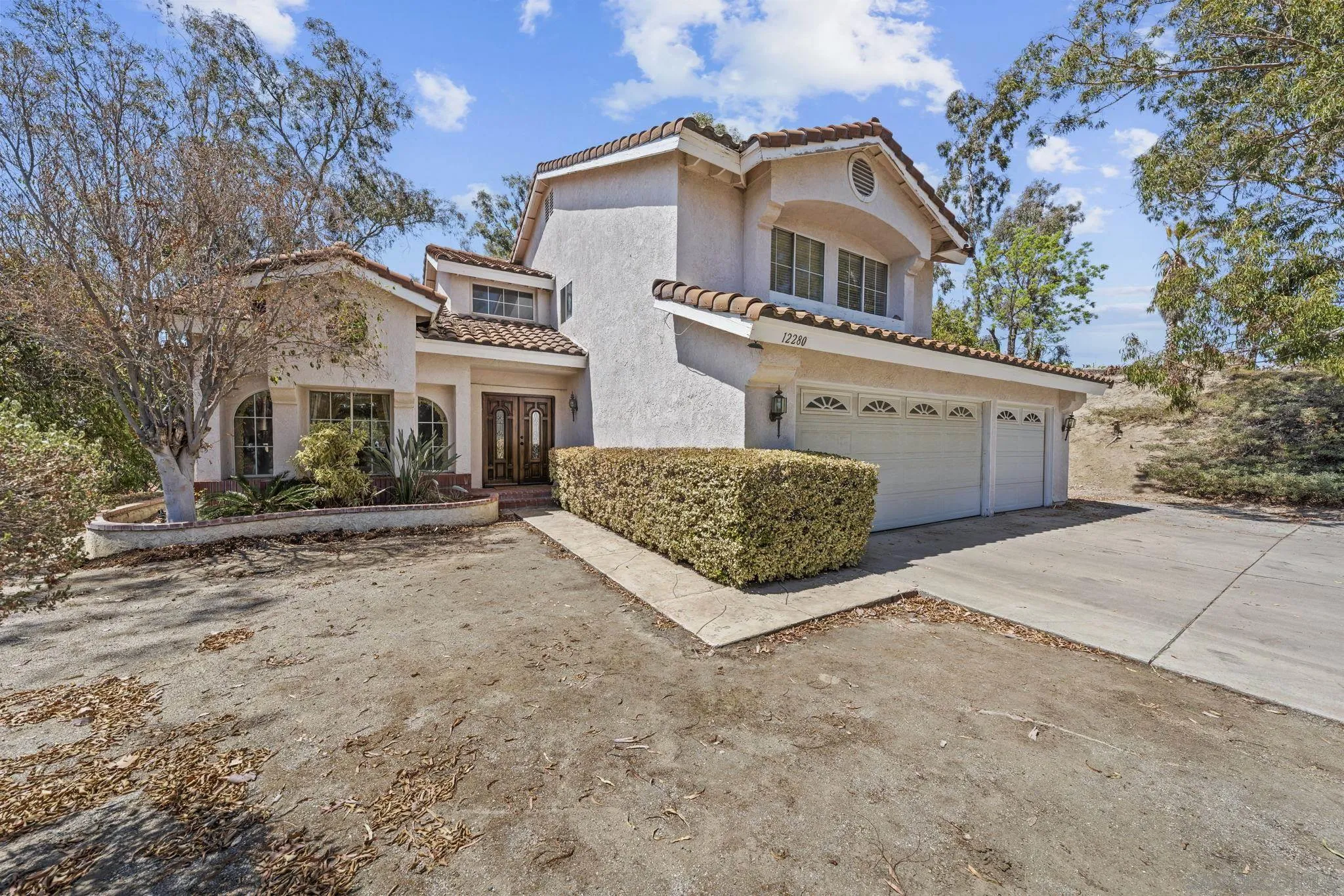 12280 Wildflower Lane Riverside, CA 92503 - Photo 2 of 21