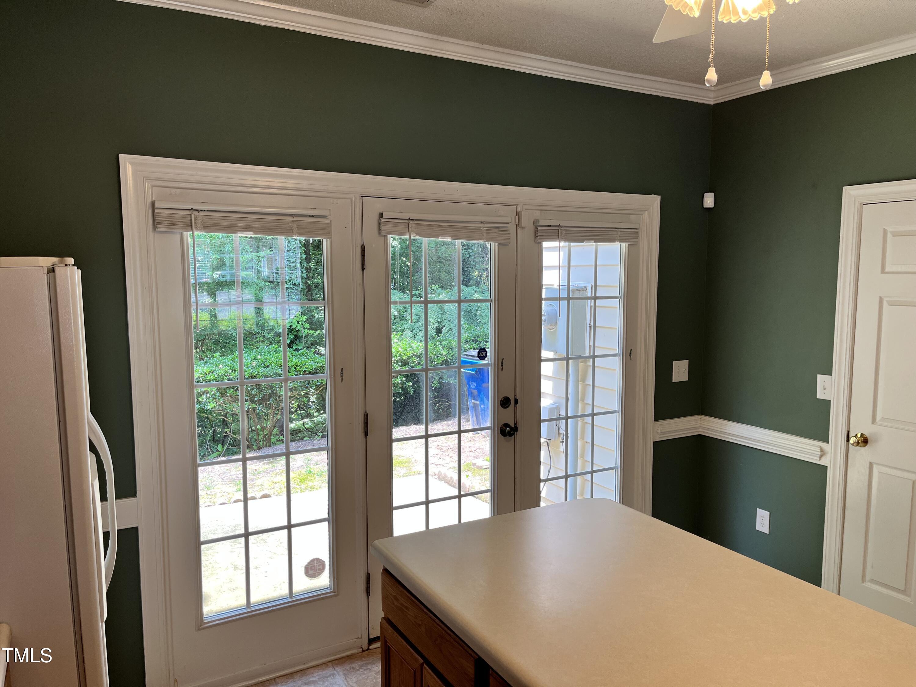 7331 Bonnie Ridge Court Raleigh, NC 27615 - Photo 10 of 28 IMG_2935