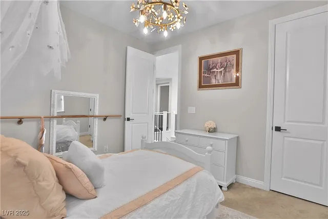 $3,500 | 2586 Hazelburn Drive, Henderson, NV 89044