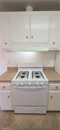 $2,150 | 6600 Warner Avenue, Unit 56, Huntington Beach, CA 92647