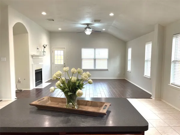 $2,150 | 24922 Oconee Court, Tomball, TX 77375