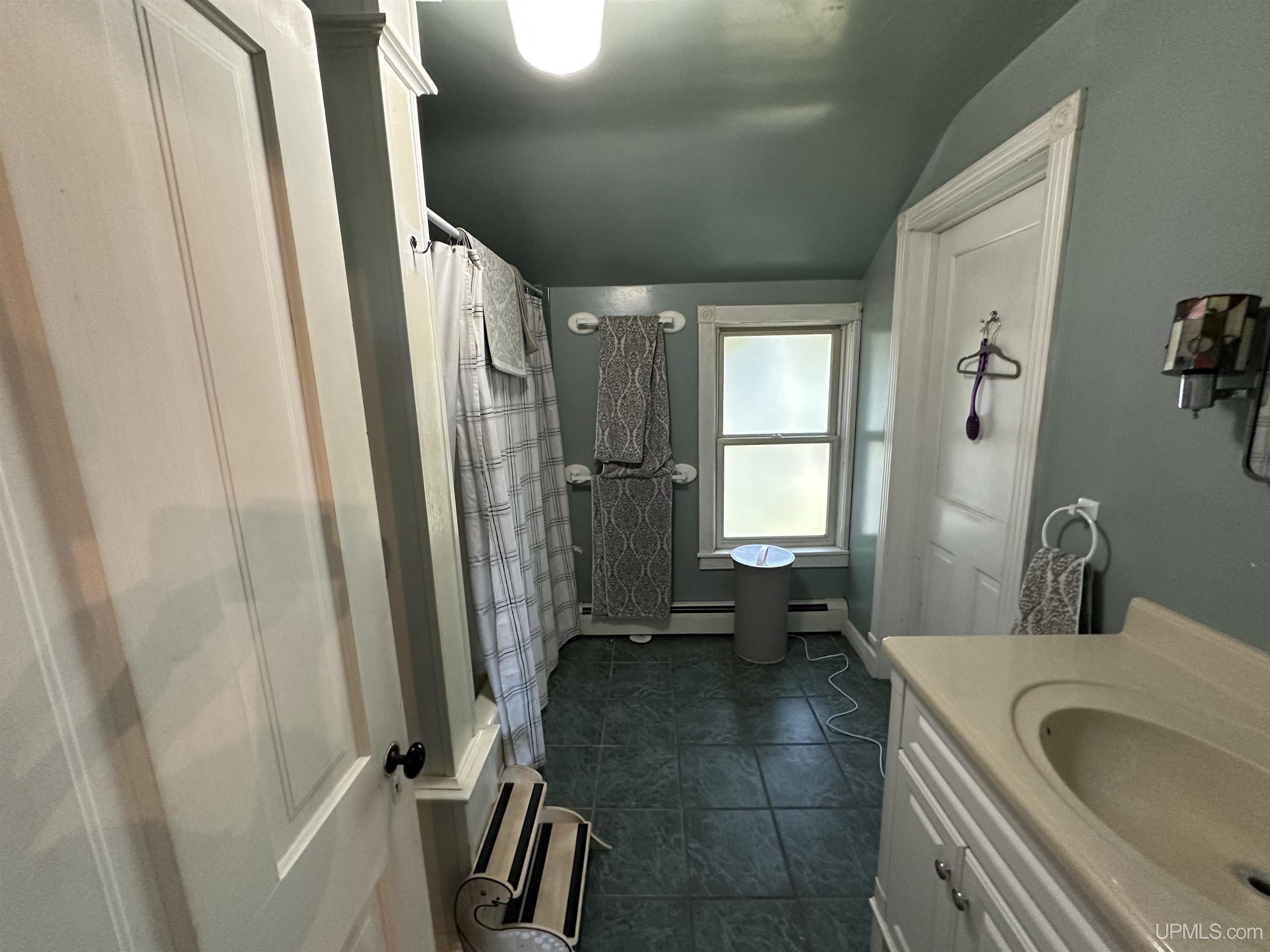 115 Oak Street Ishpeming, MI 49849 - Photo 38 of 43