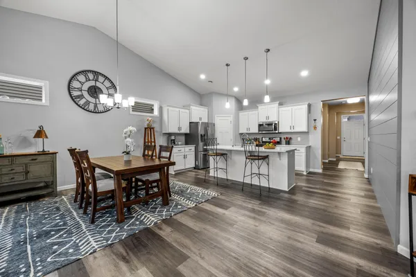 $428,900 | 2719 Jacamar Avenue Northeast, St. Michael, MN 55376