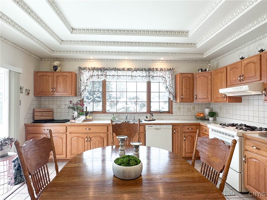 5621 Trenton Road Deerfield, NY 13502 - Photo 10 of 50