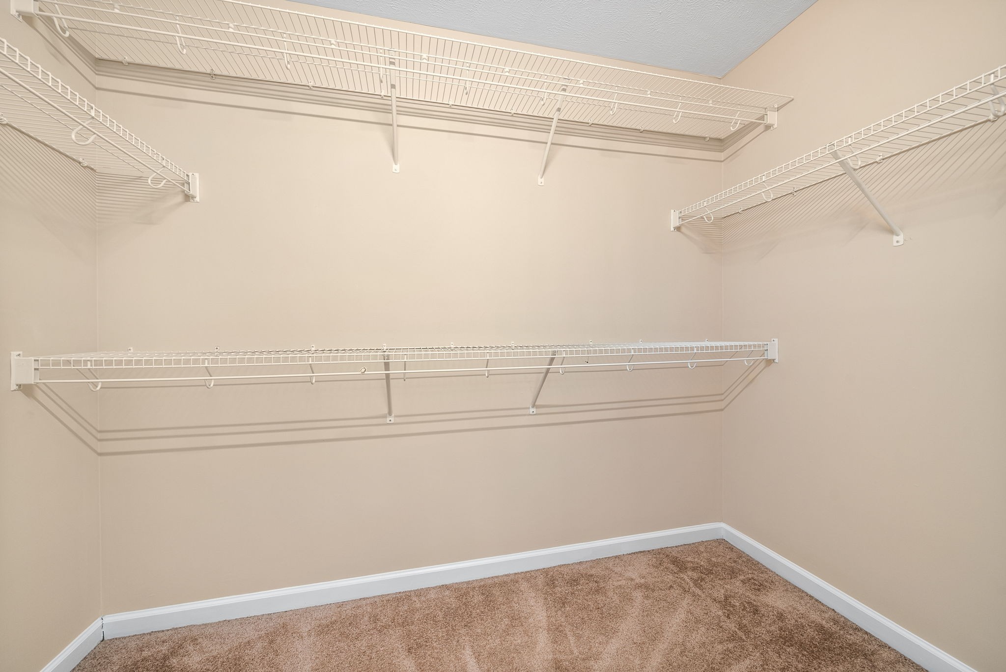 1940 Patton Road Clarksville, TN 37042 - Photo 27 of 42 Gallery Image 27