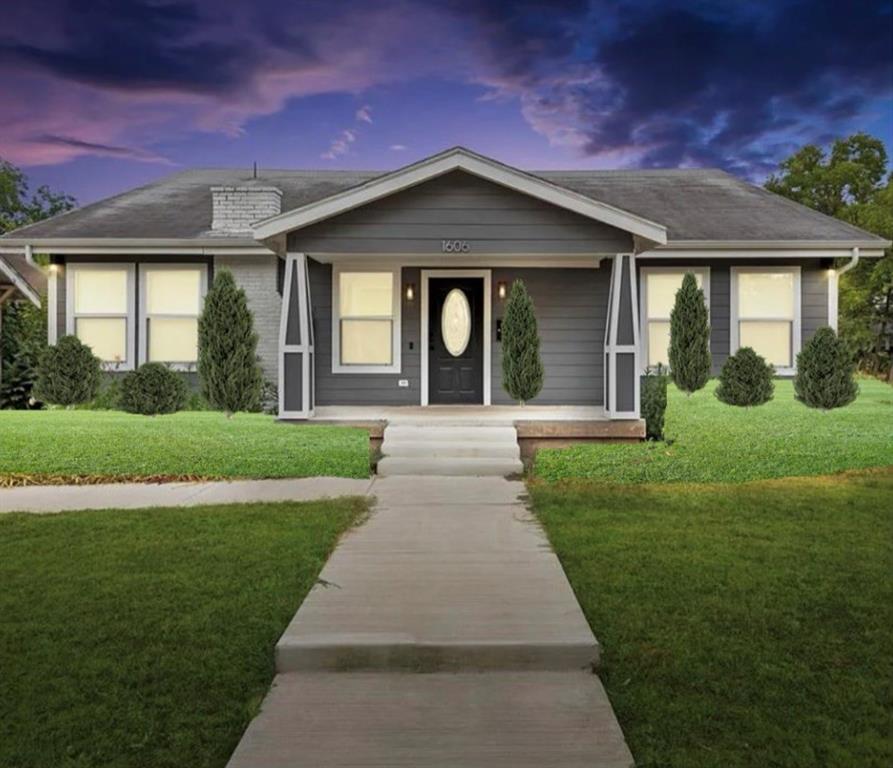 1606 West 12th Street Dallas, TX 75208 - Photo 2 of 20 Ranch-style home with covered porch and a lawn