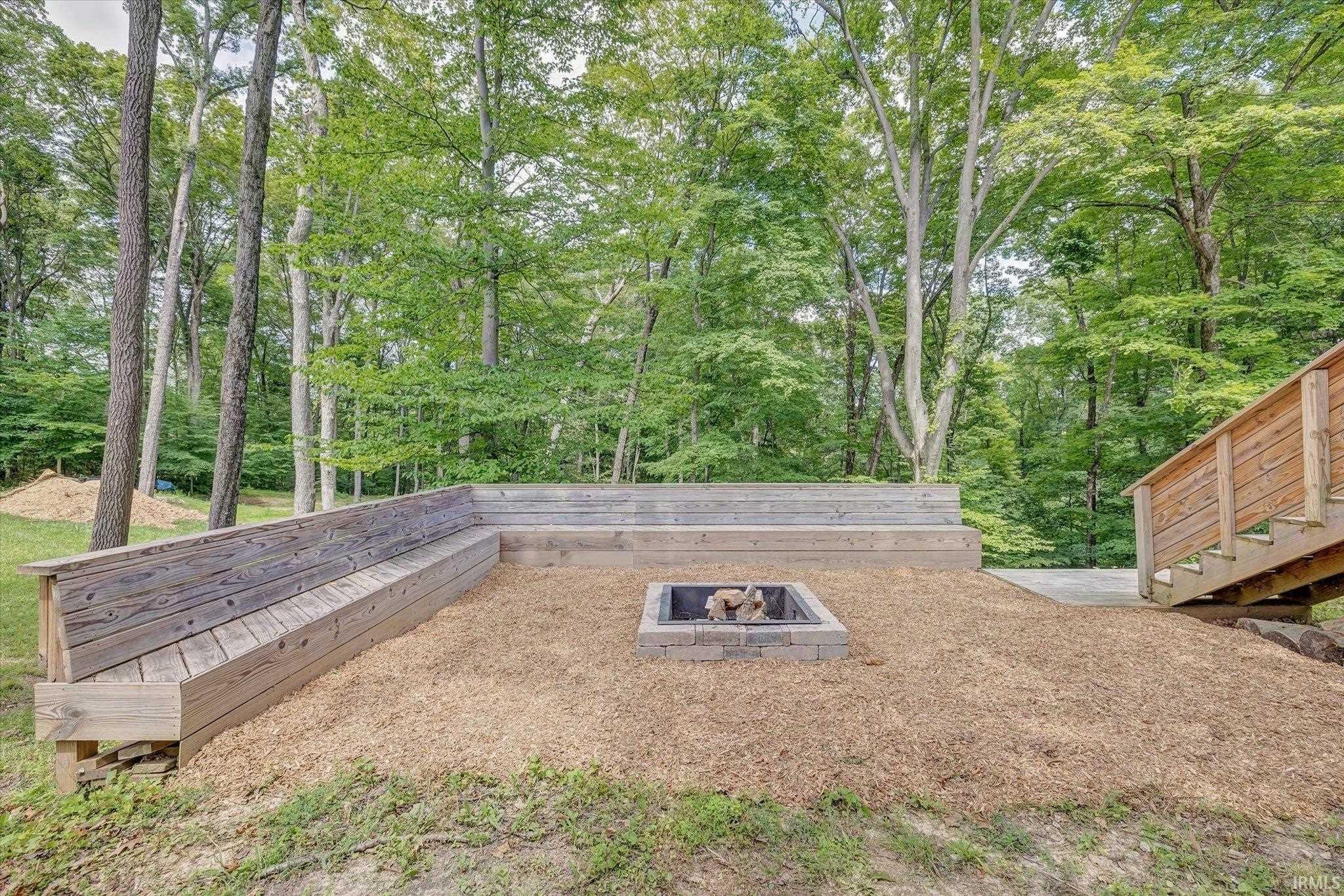 6519 North Viking Ridge Road Bloomington, IN 47408 - Photo 12 of 36 Gallery Image 12