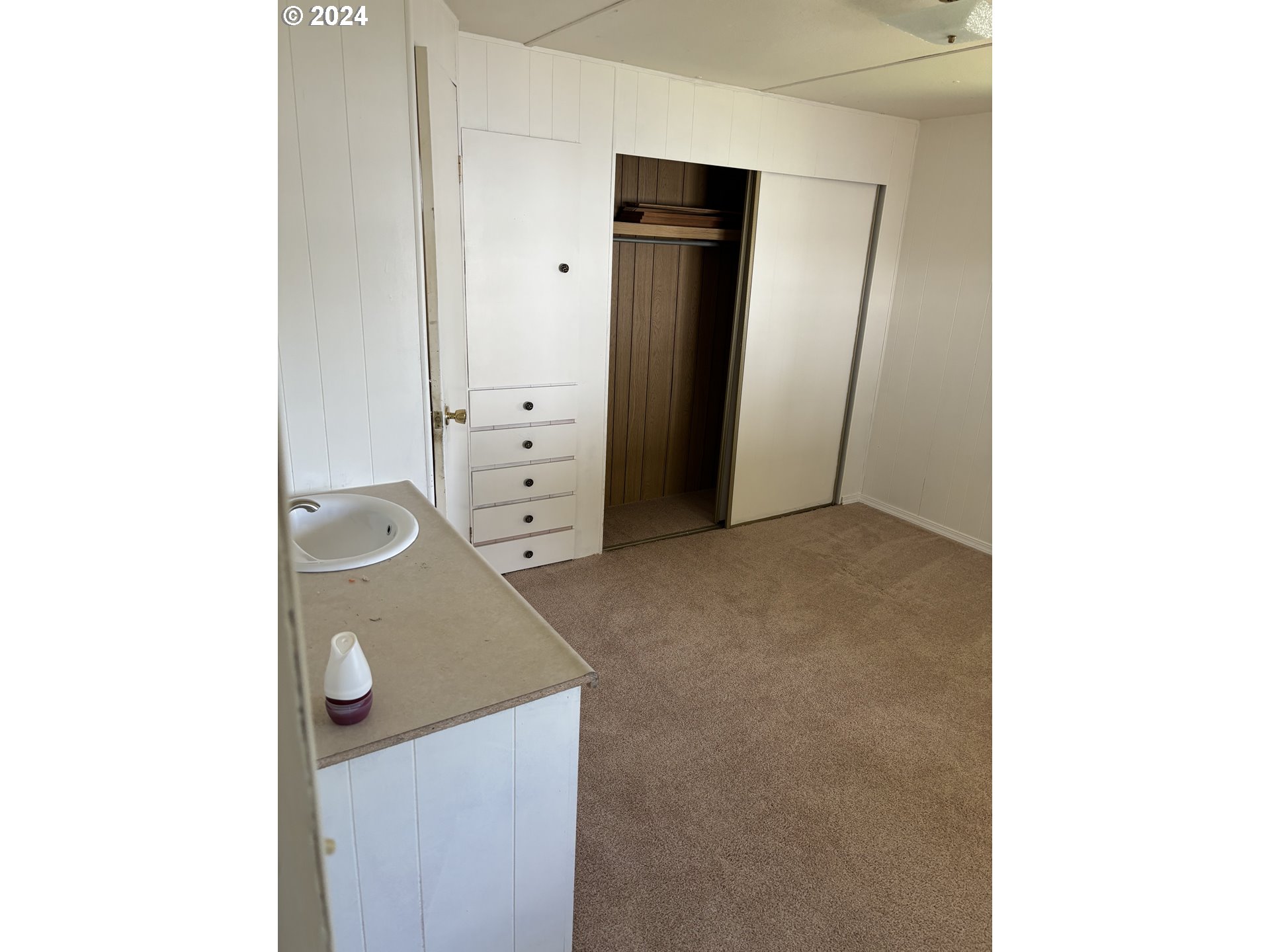 205 South 54th Street Springfield, OR 97478 - Photo 10 of 19 a view of a kitchen