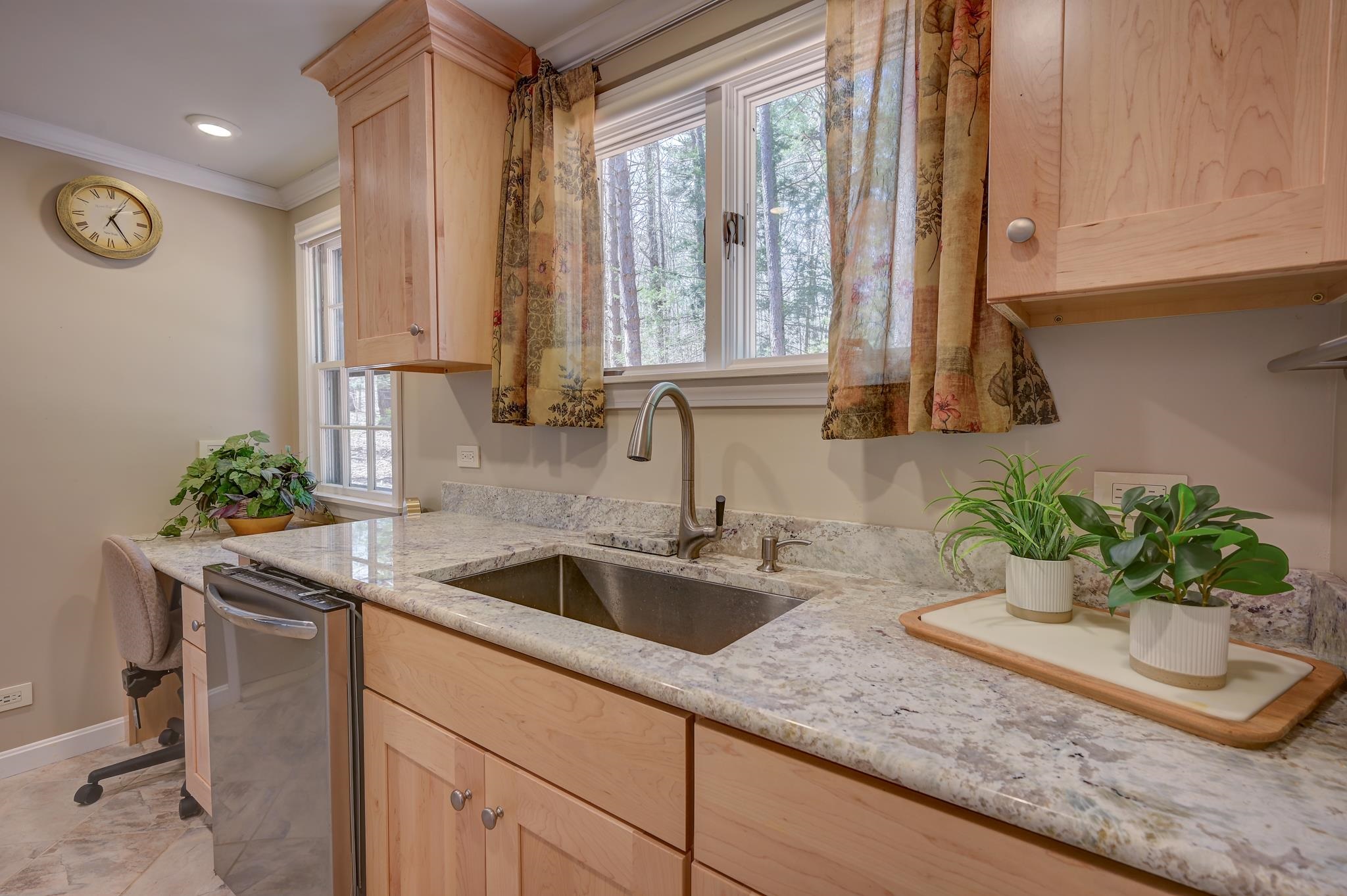 2500 West Side Road Conway, NH 03860 - Photo 15 of 56
