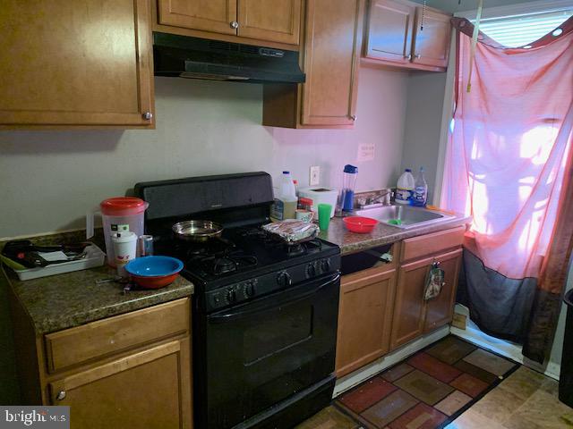1629 Federal Street Baltimore, MD 21213 - Photo 3 of 7 Gallery Image 3
