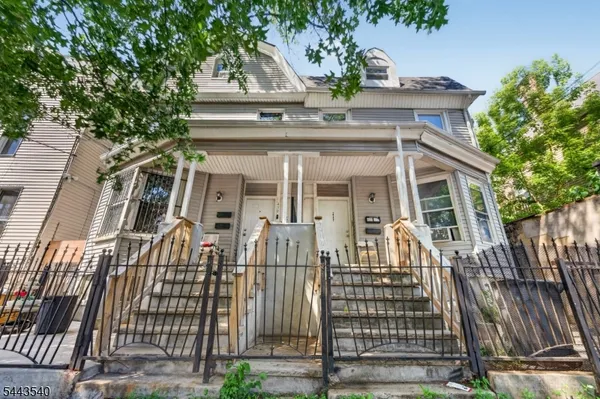 $2,100 | 437 7th Avenue, Unit L1, Newark, NJ 07107