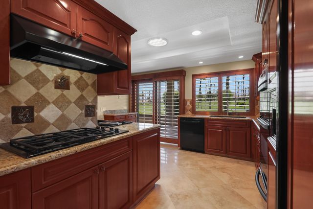 $730,000 | 76665 Chrysanthemum Way, Palm Desert, CA 92211