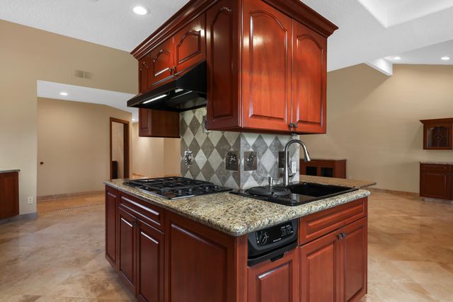 $730,000 | 76665 Chrysanthemum Way, Palm Desert, CA 92211