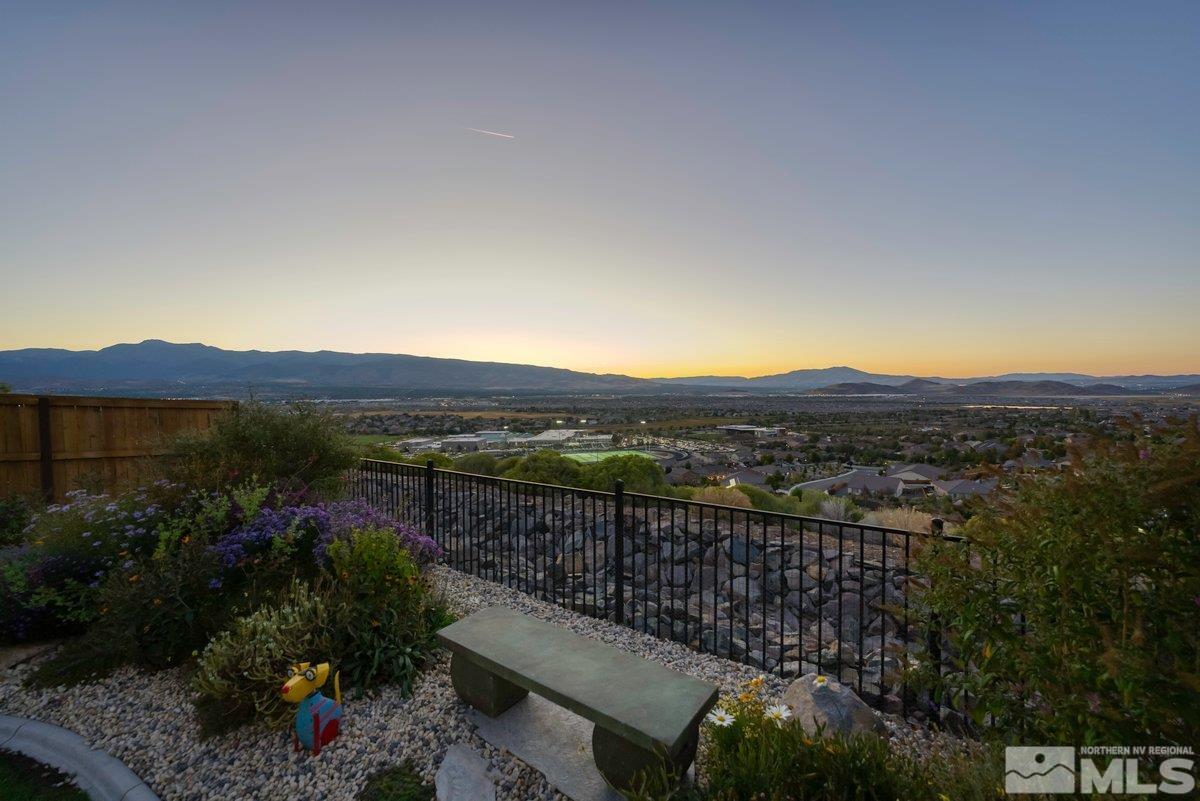 10537 Claim Jumper Way Reno, NV 89521 - Photo 34 of 40 a view of city and mountain
