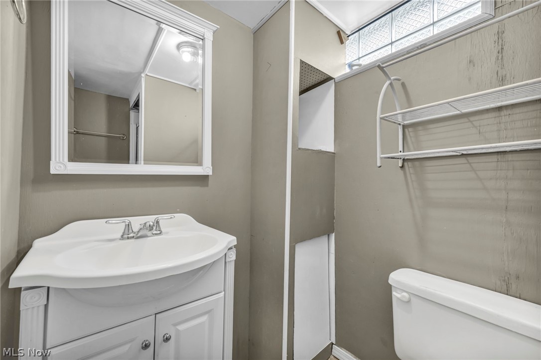 10615 Bellaire Road Cleveland, OH 44111 - Photo 14 of 20 Gallery Image 14