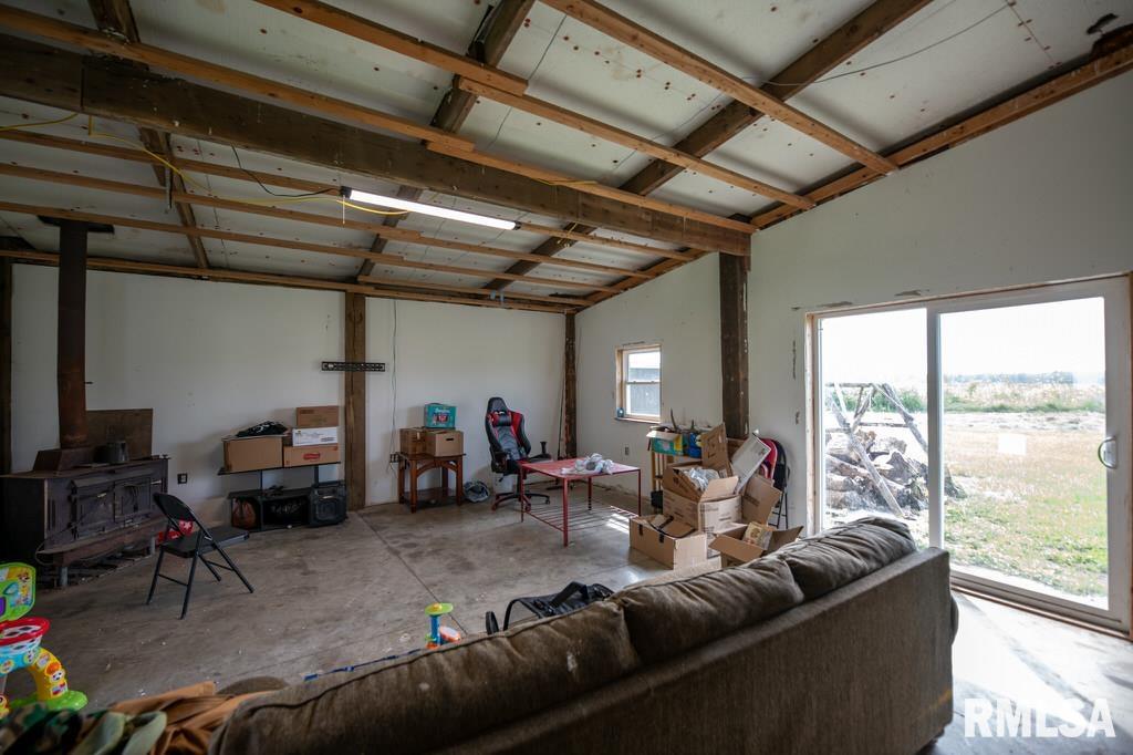 19639 Bennett Road Pekin, IL 61554 - Photo 34 of 55 Gallery Image 34
