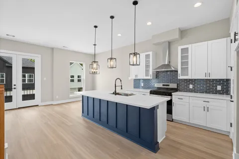 $349,900 | 5824 Highland Sun Lane, Houston, TX 77091