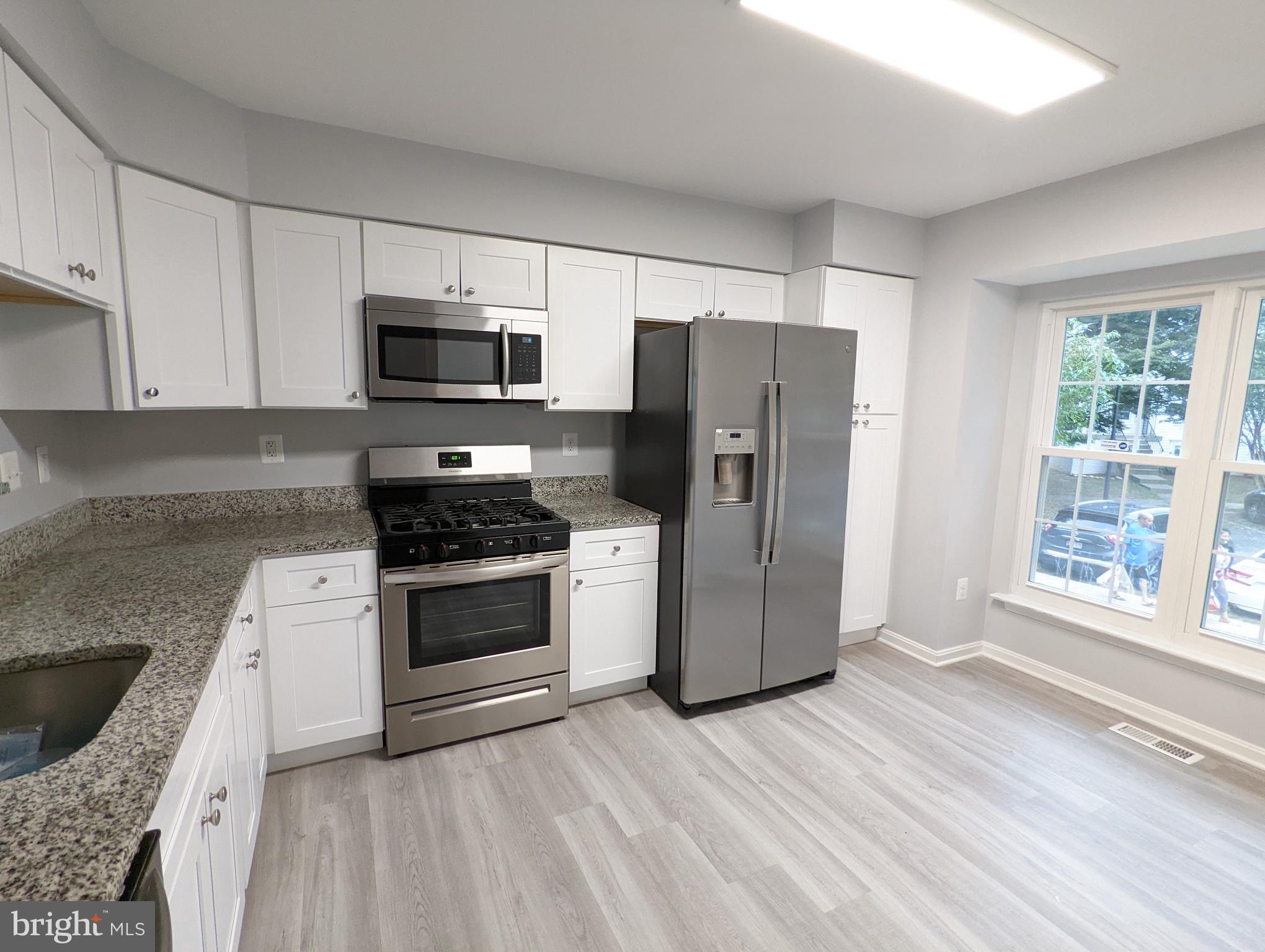 7124 Dew Drop Way Clinton, MD 20735 - Photo 5 of 44 Gallery Image 5