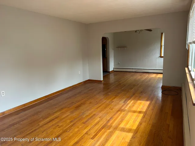 $274,900 | 3018 Main Street, Clarks Summit, PA 18411