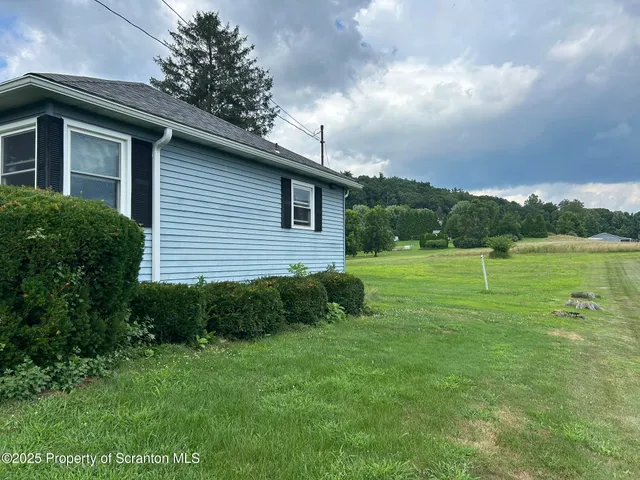 $274,900 | 3018 Main Street, Clarks Summit, PA 18411