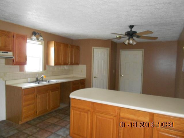 4825 Newburg Road Durand, MI 48429 - Photo 2 of 16 31139466-1.JPG