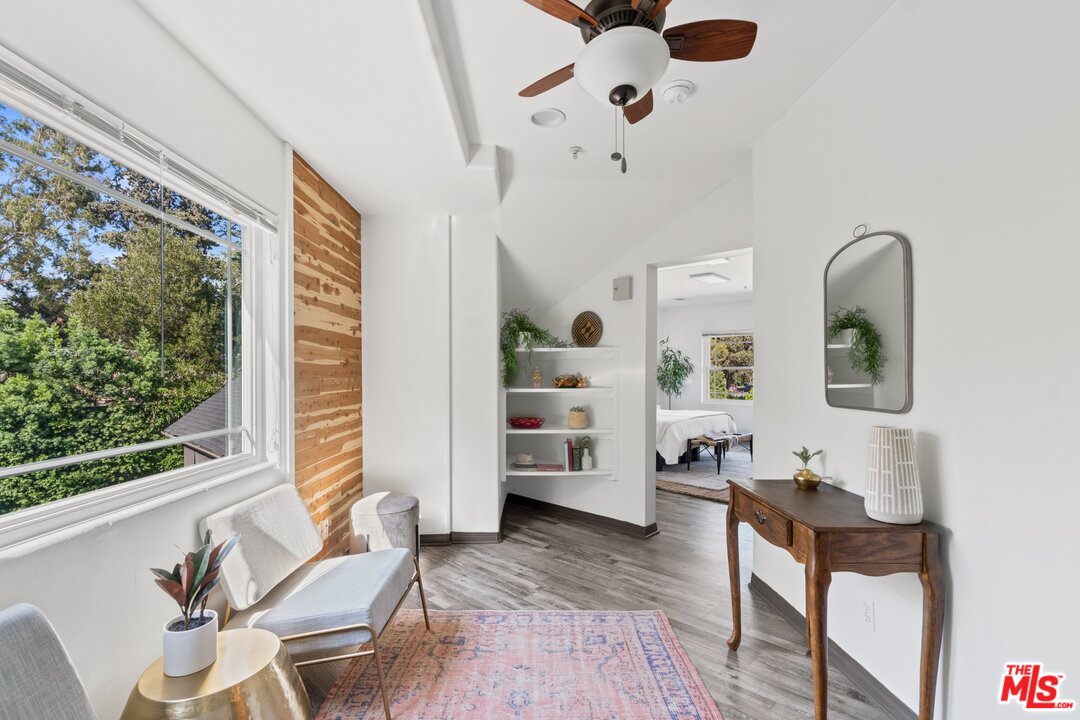 285 Barthe Drive Pasadena, CA 91103 - Photo 28 of 53 a living room with furniture and a window