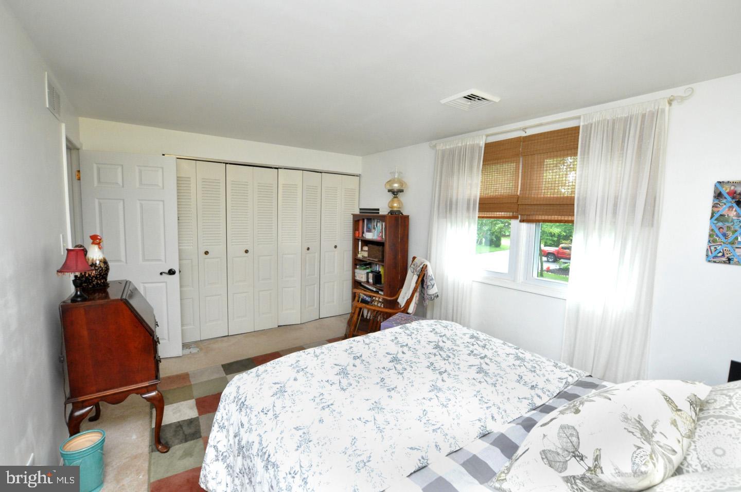 51 Taunton Road Medford, NJ 08055 - Photo 29 of 36 Gallery Image 29