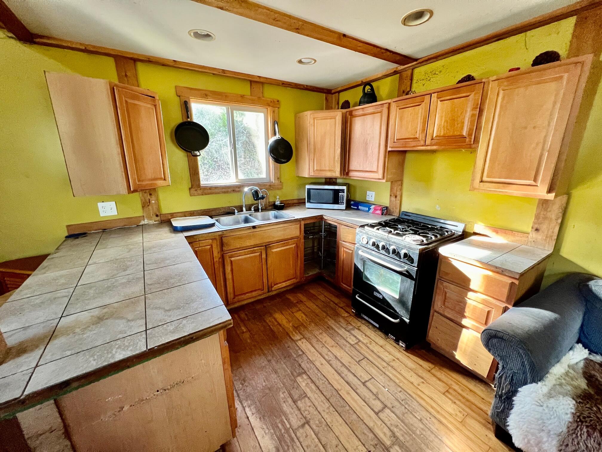 3582 Thomas Road Miranda, CA 95553 - Photo 17 of 34 IMG_4309