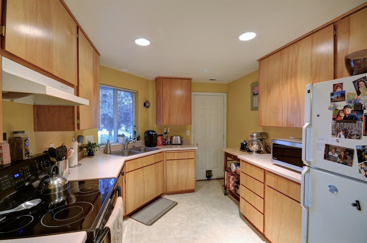 417 Montclair Way Eagle Point, OR 97524 - Photo 7 of 16 Additional Photo