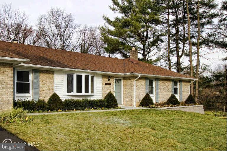 19309 Treadway Road Brookeville, MD 20833 - Photo 25 of 25 Exterior (Front)