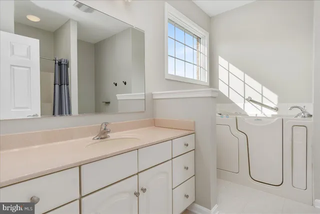 $379,900 | 1845 Meridian Drive, Hagerstown, MD 21742